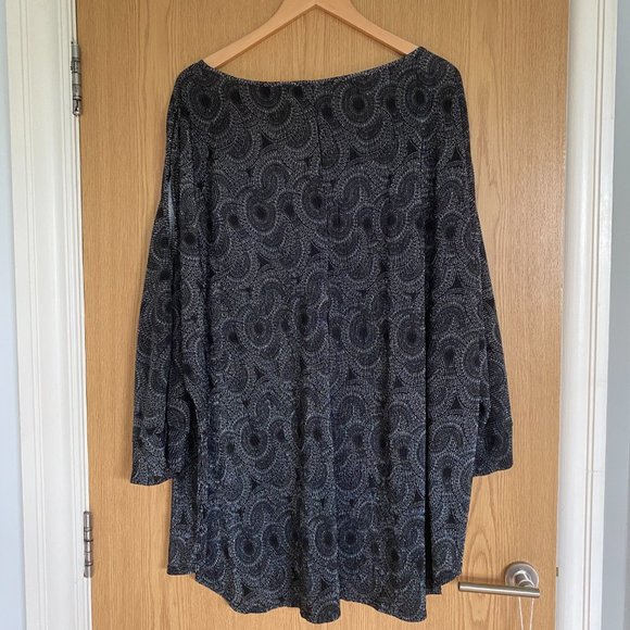 Lovedrobe Black and Silver Geometric Patterned Dress (Women’s Size UK 24) - Picture 4 of 6